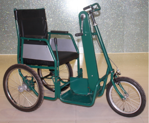 双手摇杆驱动轮椅车