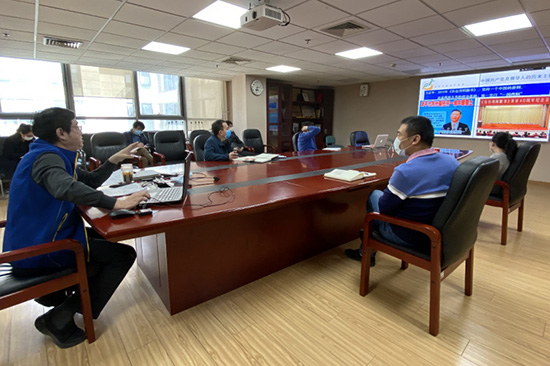 图为专题党课现场